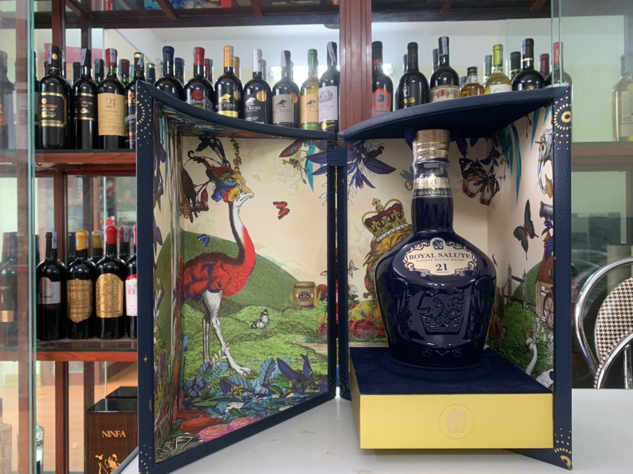 Rượu Royal Salute (Chivas 21) Hộp Quà