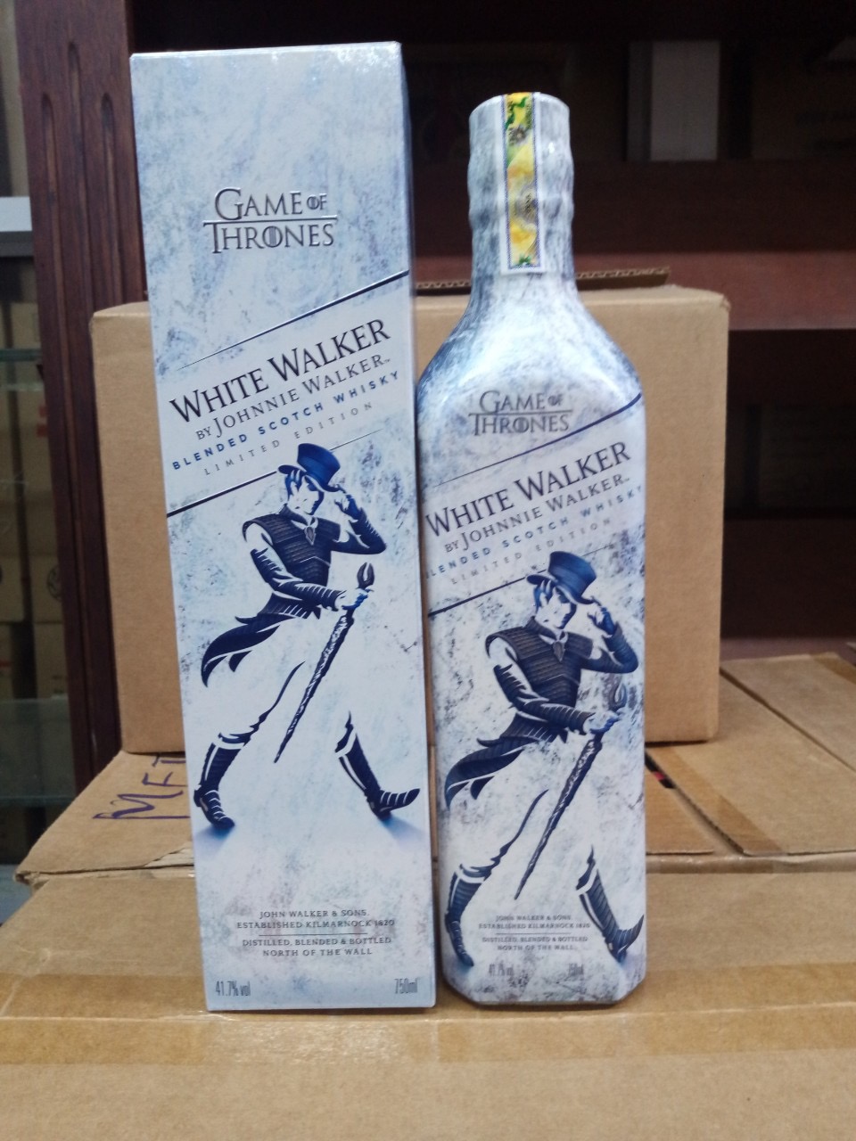 Rượu Johnie Walker White Limited