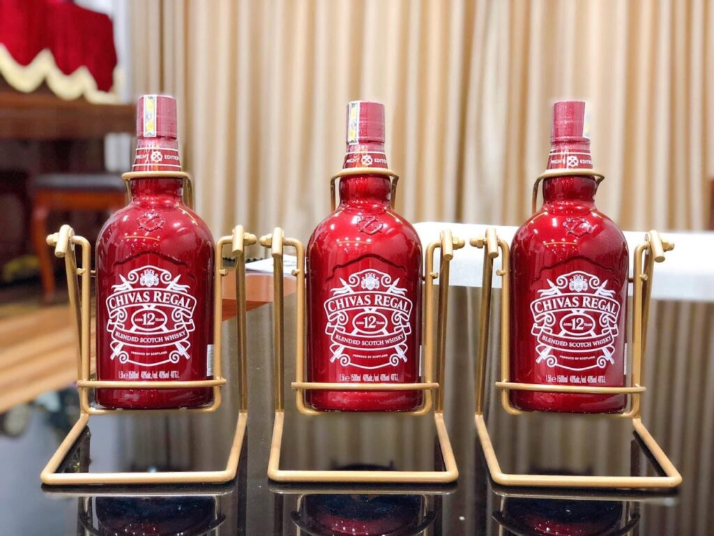 Rượu Chivas 12 Đỏ 1500ml