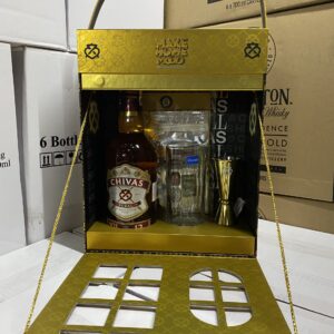 Rượu Chivas 12 hộp quà phụ kiện