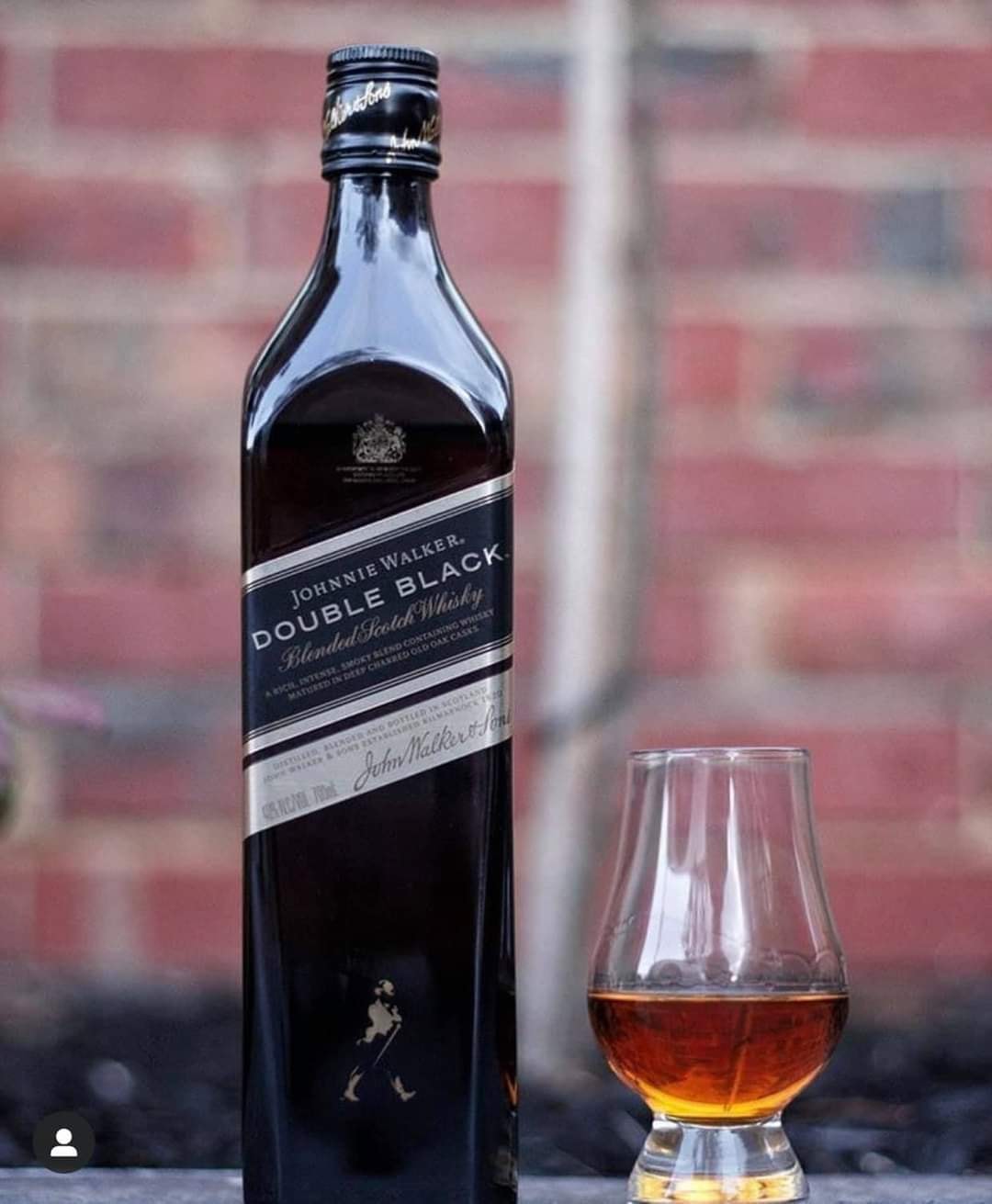 Rượu Johnnie Walker Double Black 1 Lít