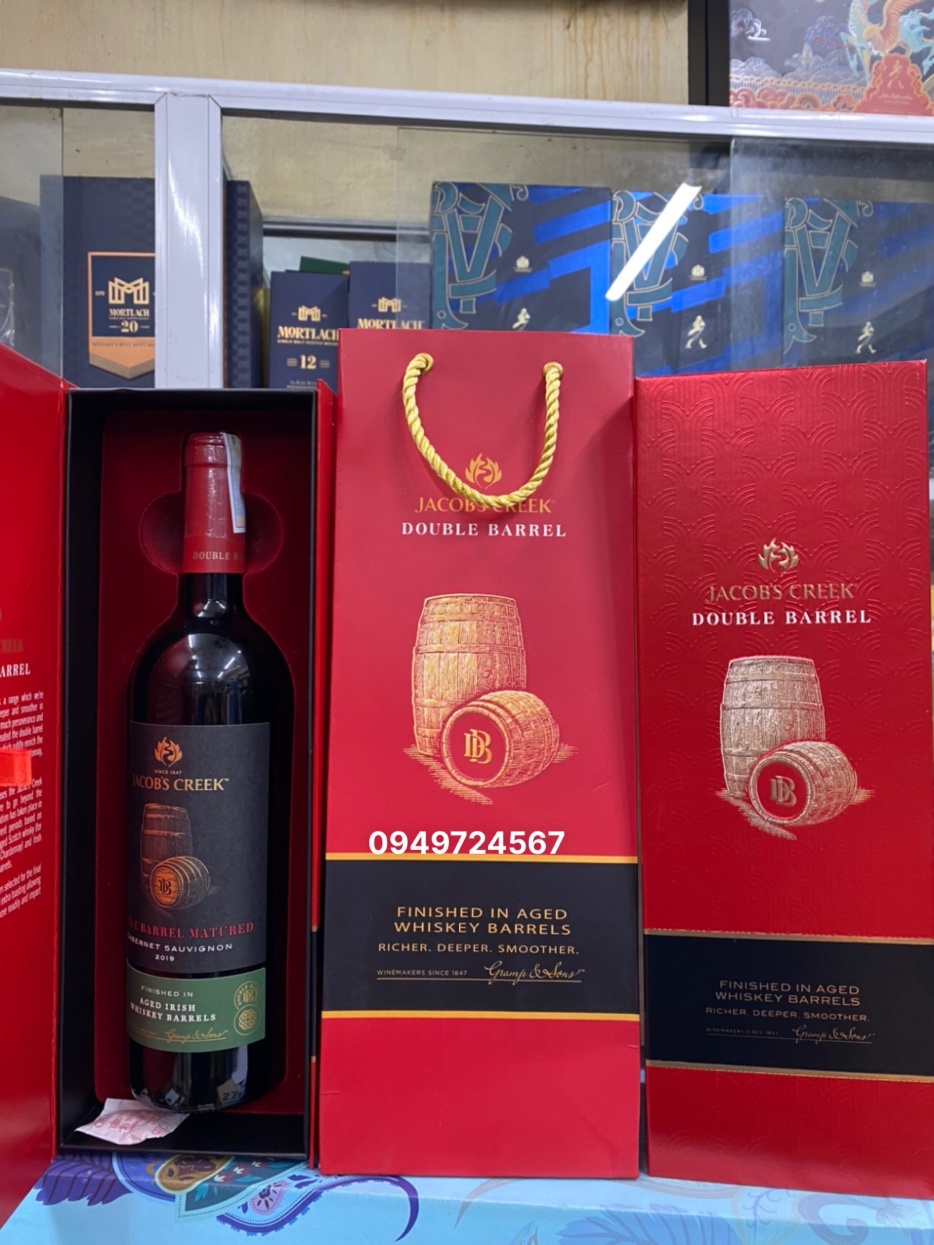 Rượu vang Jacob’s Creek Double Barrel Hộp quà