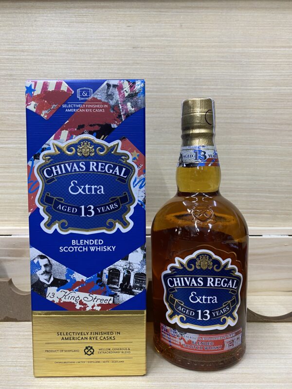 Rượu Chivas Regal Extra 13 Xanh