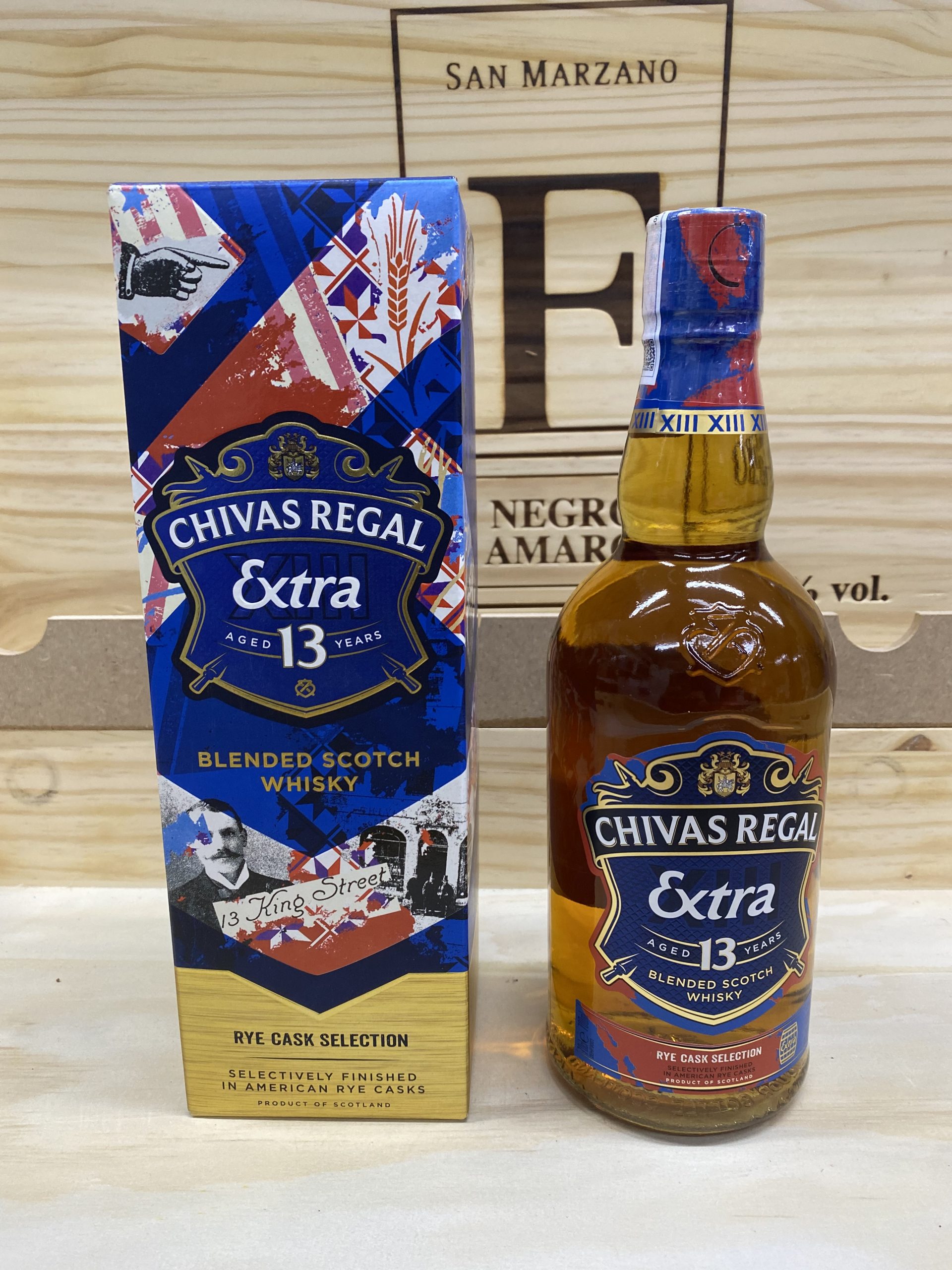 Rượu Chivas Extra 13 Xanh