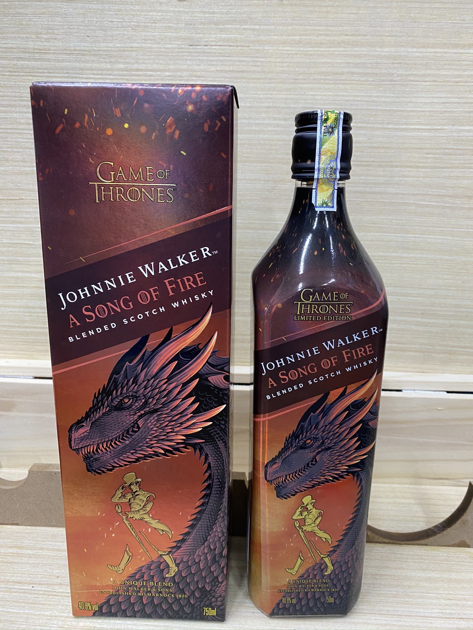 Johnnie Walker Rồng đỏ