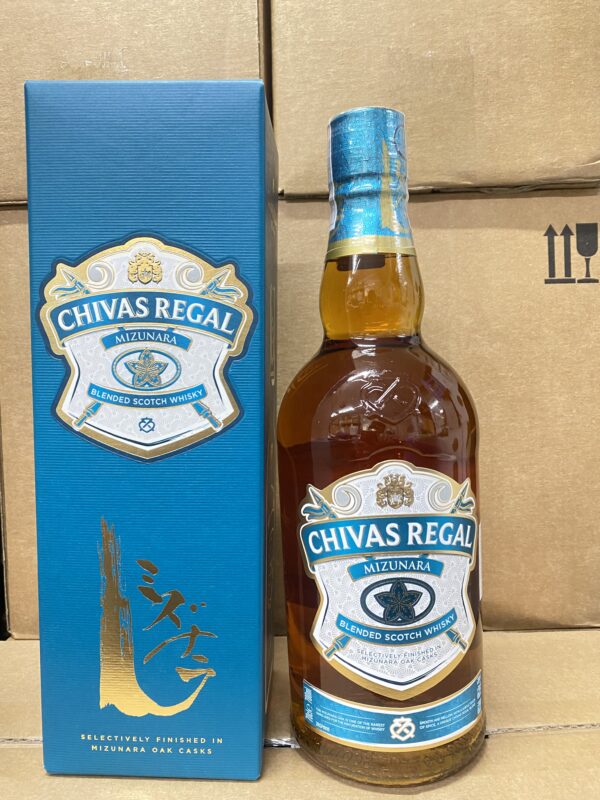 Chivas Regal 12 Nhật Mizunara