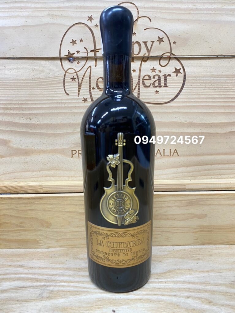 Rượu Vang La Chitarra cây đàn 18%