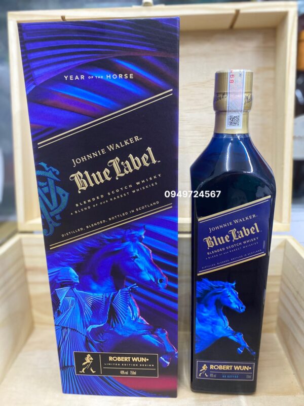Rượu Johnnie Walker Blue Label Con Ngựa ( Bính Ngọ )