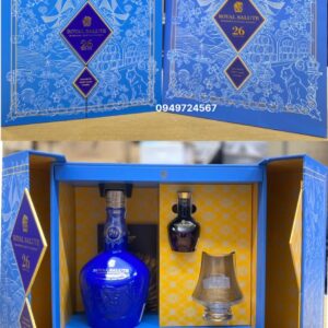 Rượu Chivas Royal Salute 26 Hộp Quà biếu ( Gift box )