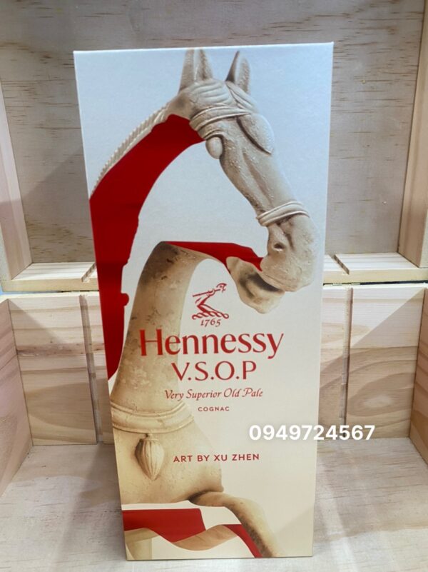 Rượu Hennessy V.S.O.P Con Ngựa